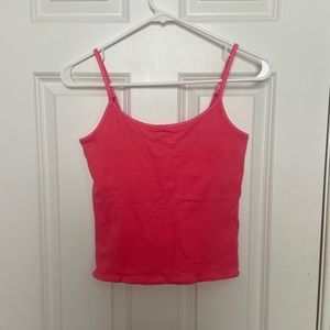 ✨5/$15✨ Cropped tank top